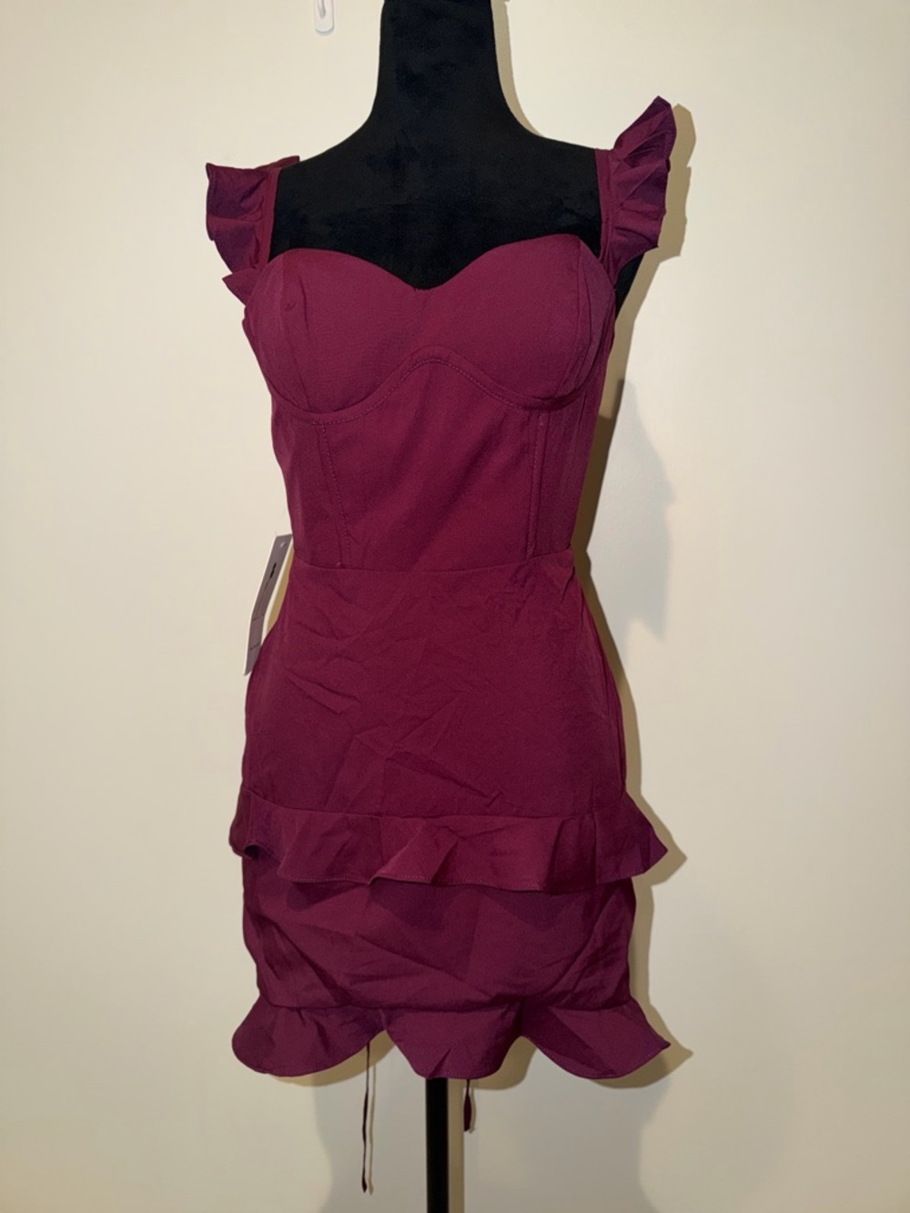Fivsole Ruffles Homecoming Dresse - Picture 2 of 5